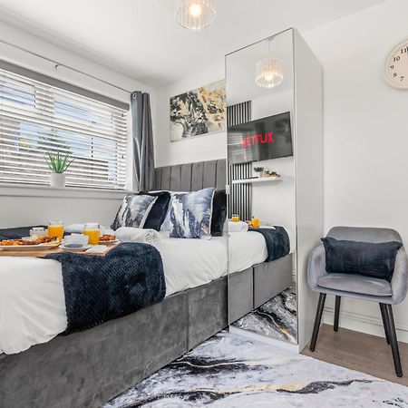 City Centre House, Parking With Ev, Free Wifi, Netflix Coventry Buitenkant foto