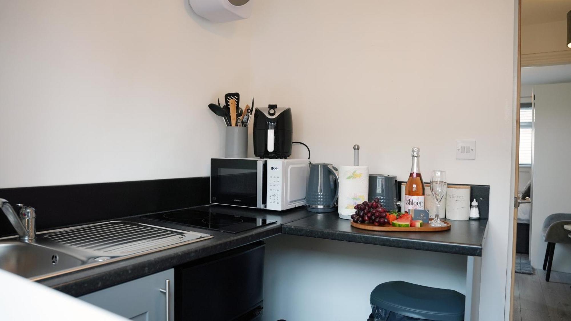 City Centre House, Parking With Ev, Free Wifi, Netflix Coventry Buitenkant foto