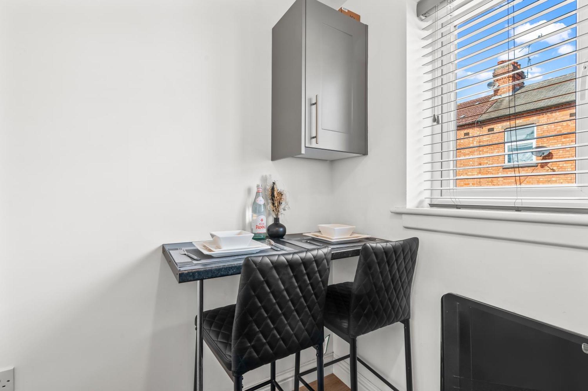 City Centre House, Parking With Ev, Free Wifi, Netflix Coventry Buitenkant foto