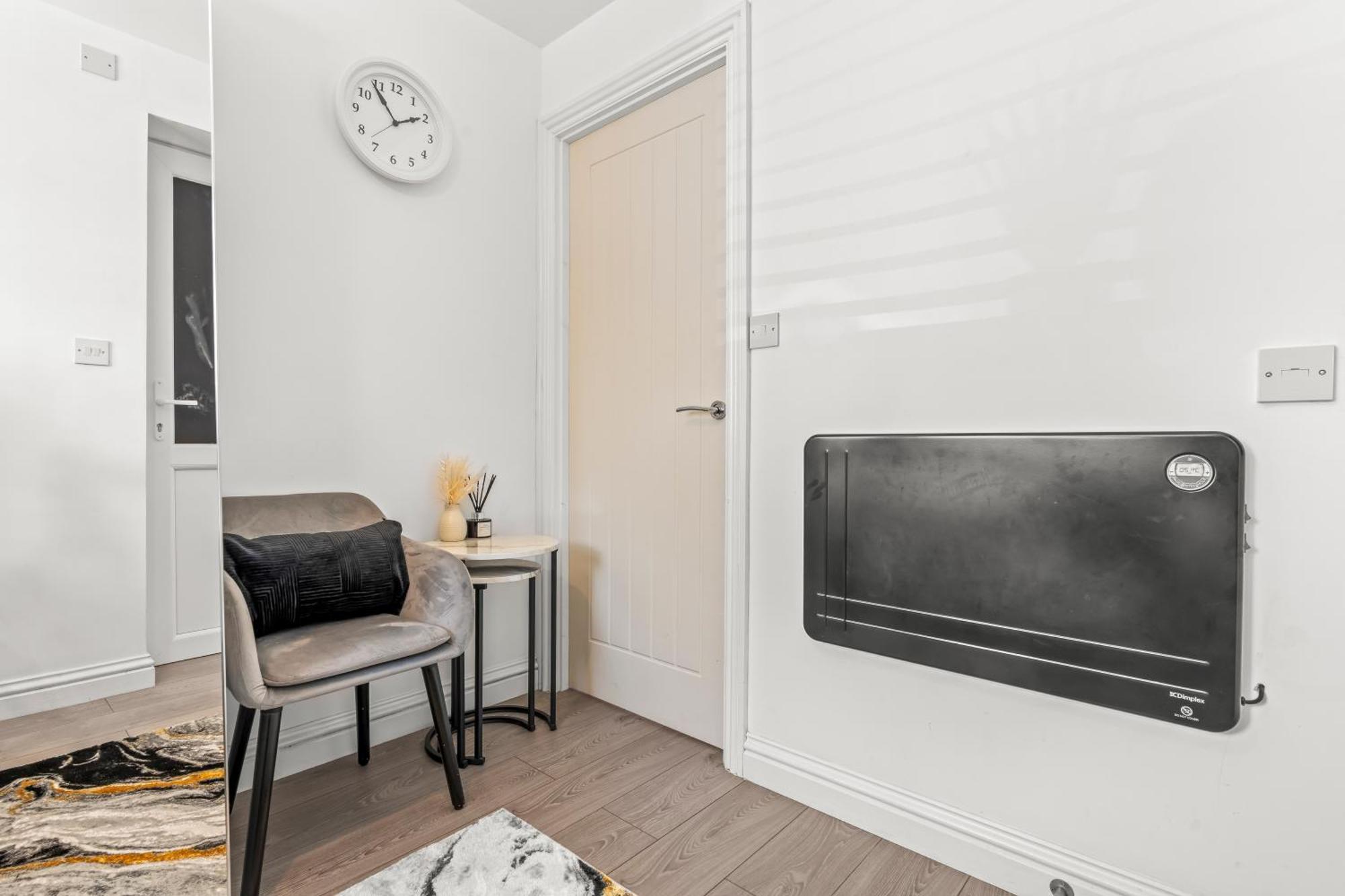 City Centre House, Parking With Ev, Free Wifi, Netflix Coventry Buitenkant foto
